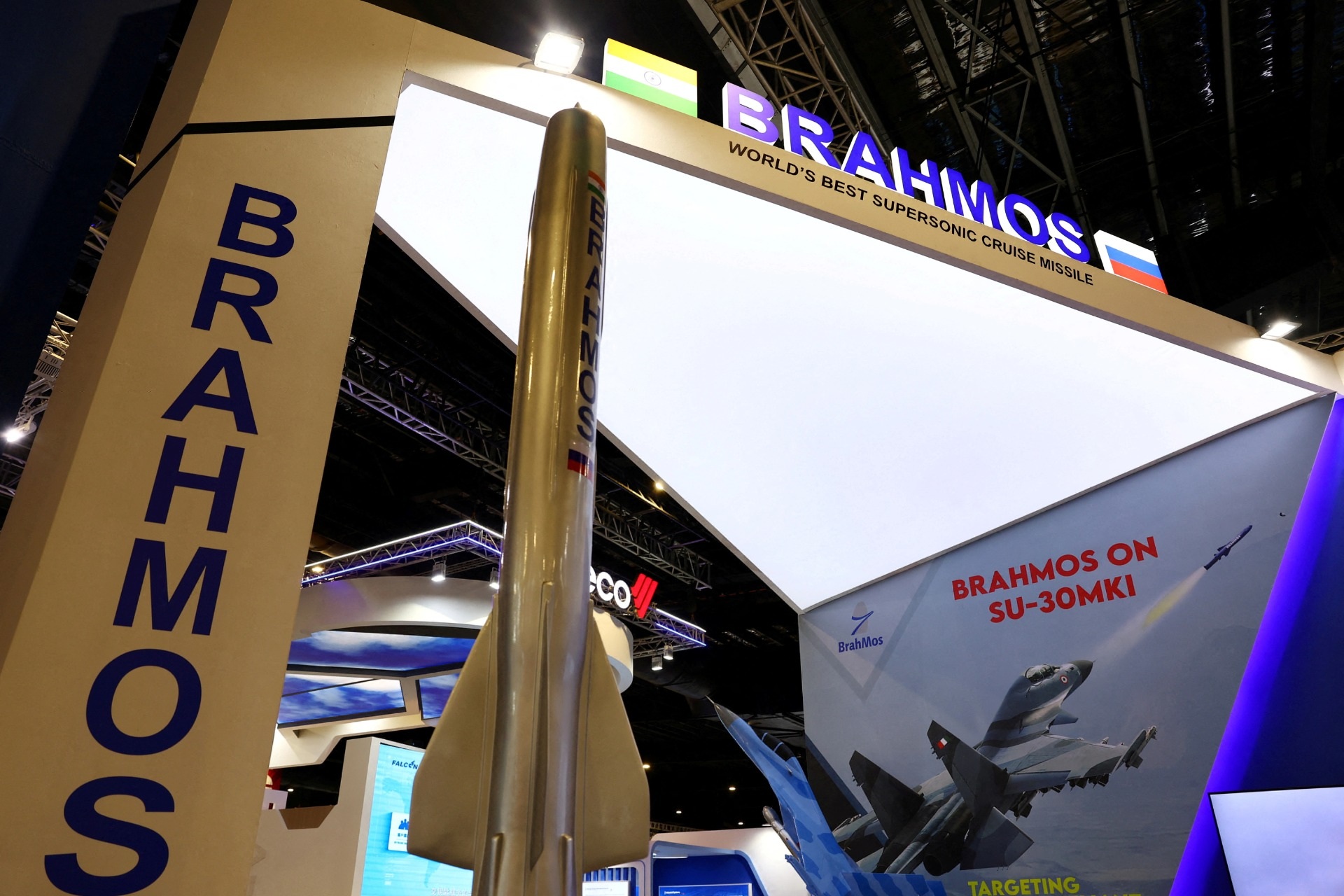 Quốc gia Đông Nam Á sắp ký hợp đồng mua tên lửa BrahMos với Ấn Độ