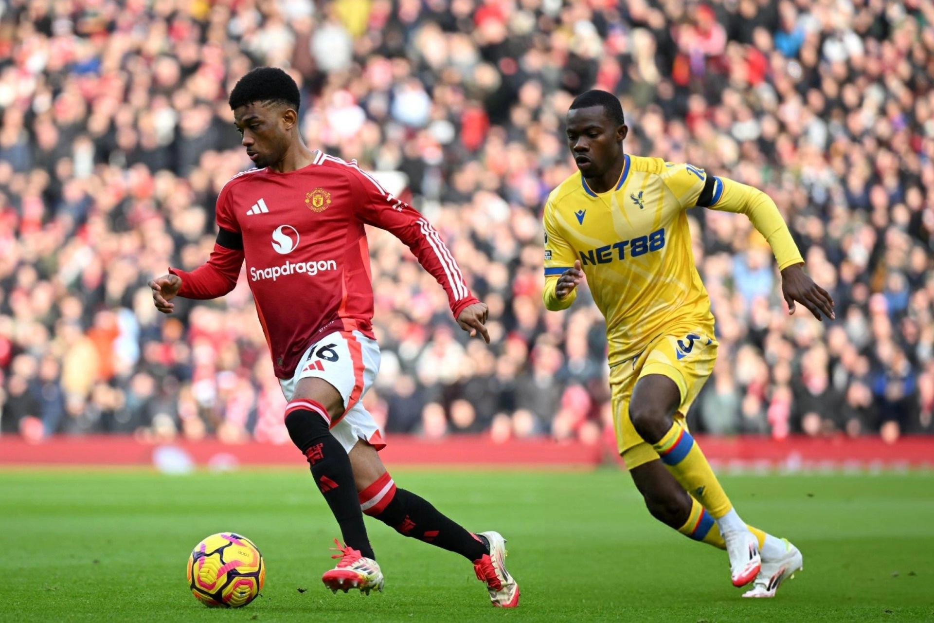 Man Utd 0-0 Crystal Palace (hiệp 1): Hojlund, Zirkzee dự bị