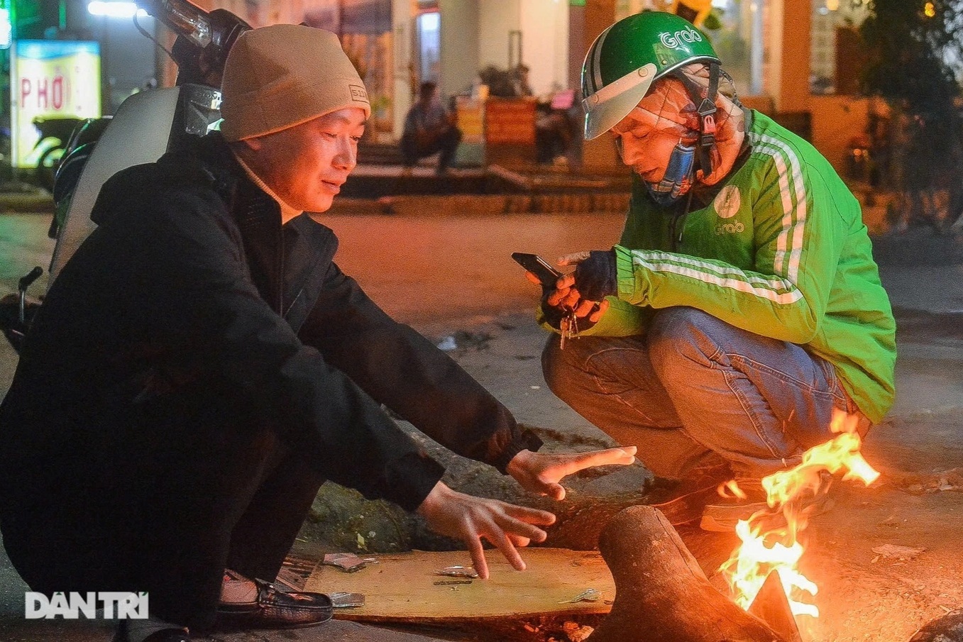 Miền Bắc rét đậm, vùng núi có nơi dưới 6 độ C, miền Trung có mưa rào