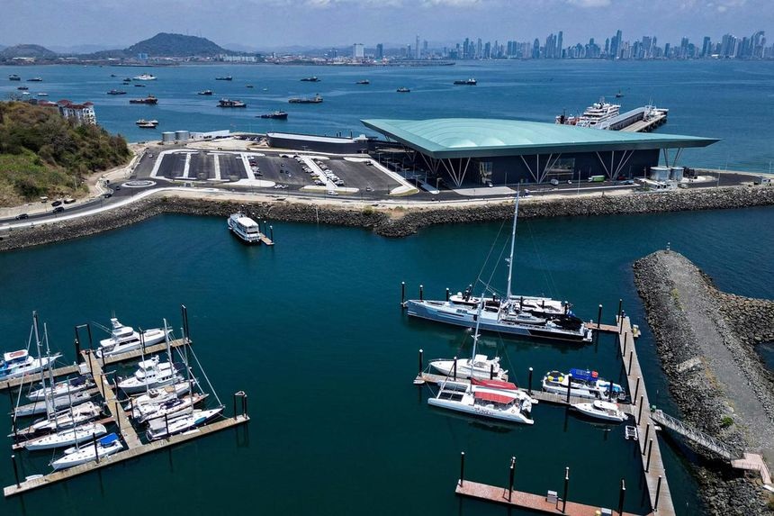 Báo Mỹ: Panama cân nhắc nhượng bộ sau "tối hậu thư" từ Washington