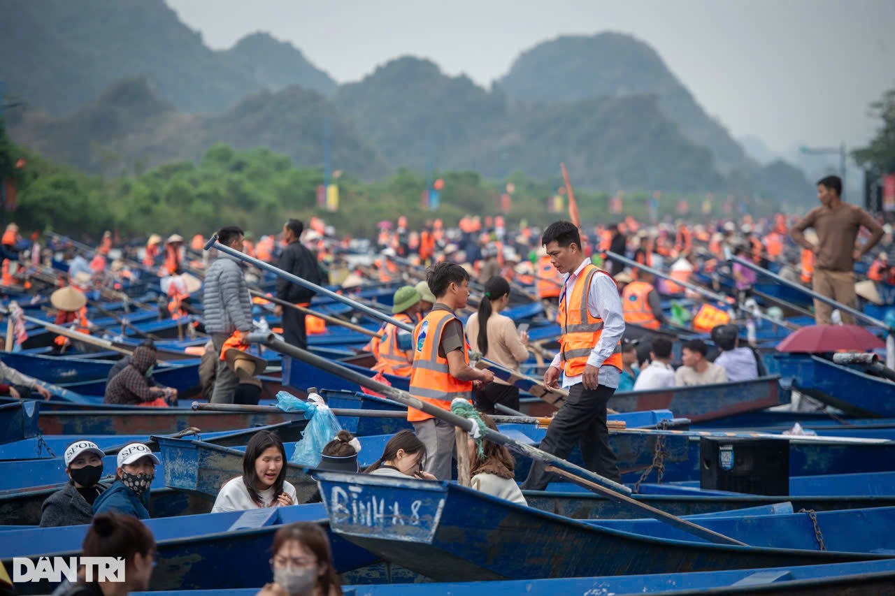 Bộ Văn hóa đề nghị không tổ chức lễ hội tràn lan gây tốn kém, lãng phí