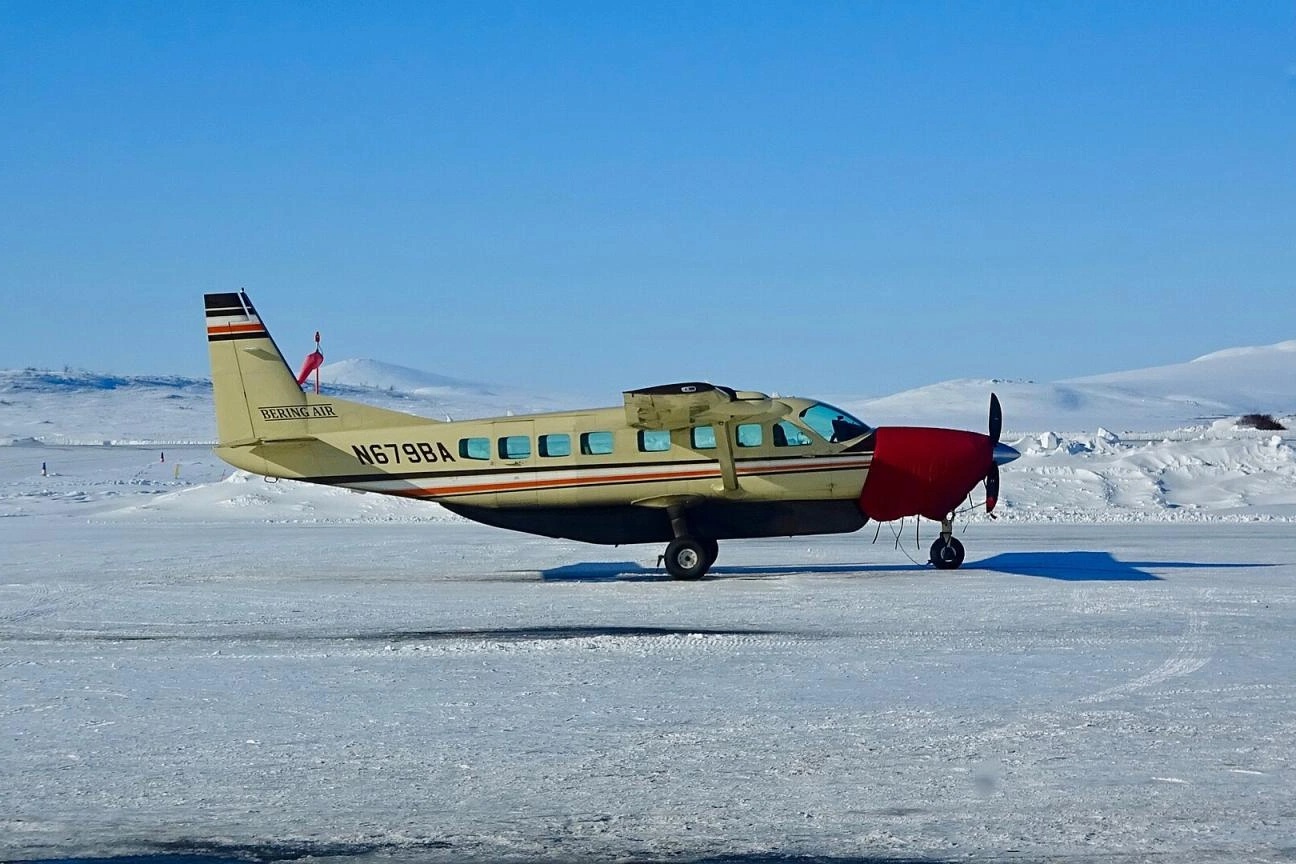 Máy bay chở 10 người mất tích ở Alaska