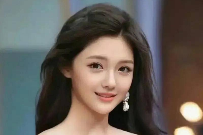 Tro cốt Từ Hy Viên bị phản đối đặt tại nhà
