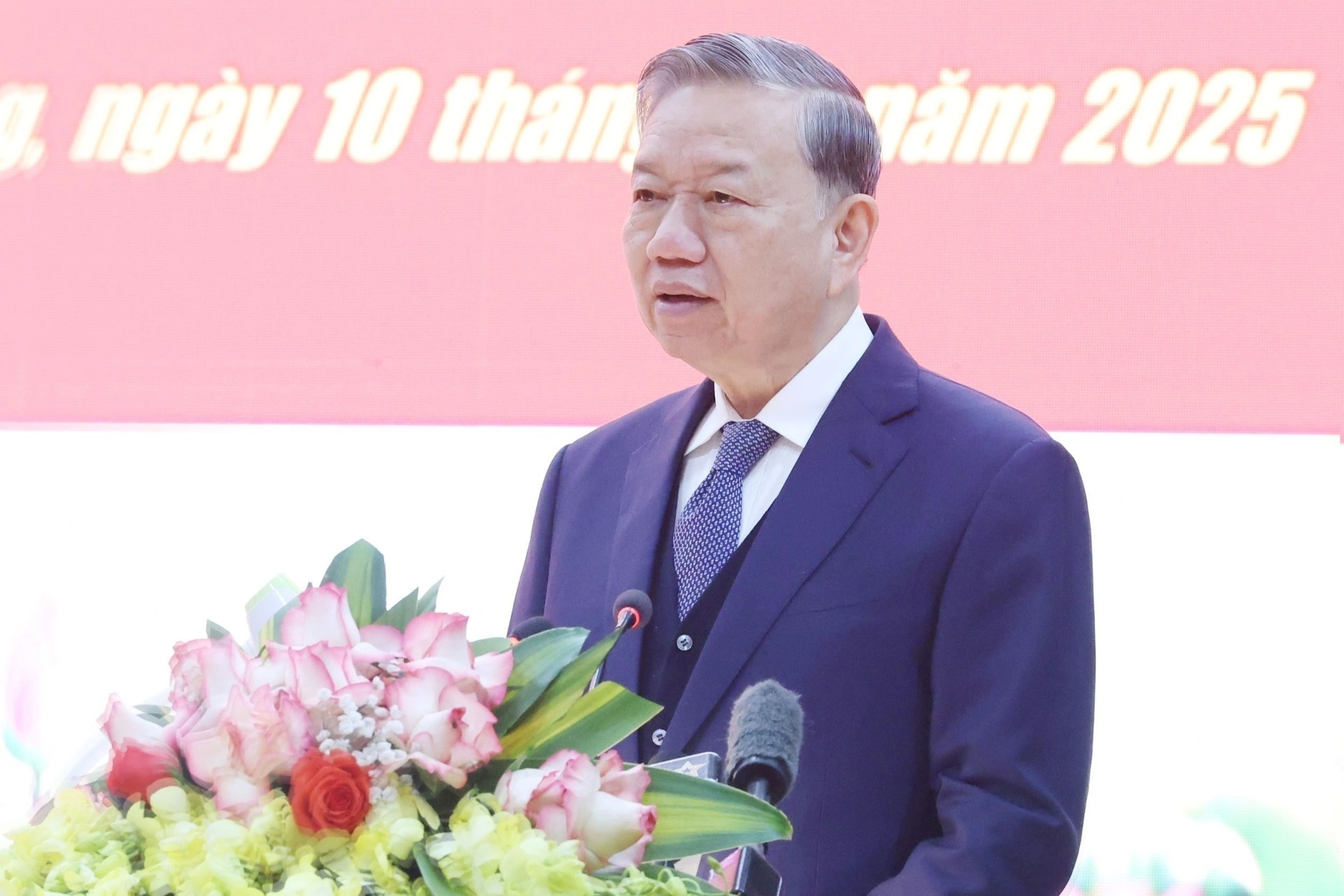 Tổng Bí thư Tô Lâm thăm và làm việc tại Lữ đoàn tên lửa 490