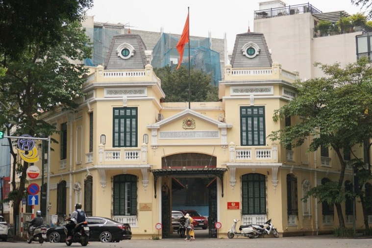 Ba giai đoạn bỏ cấp huyện của Công an Hà Nội