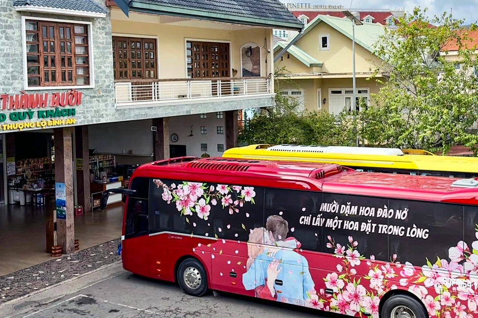 Nhà xe Thành Bưởi đón khách lẻ tuyến TPHCM - Đà Lạt