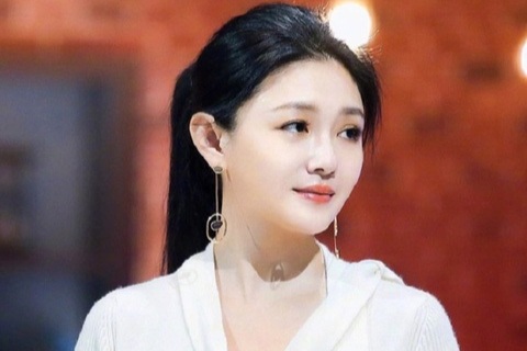 Tro cốt Từ Hy Viên được thụ táng, người hâm mộ phản đối