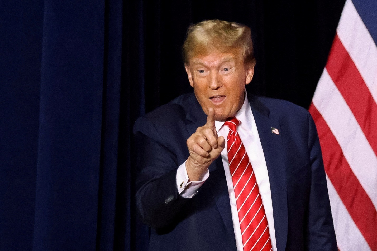 Ông Trump và tinh thần "nước Mỹ trên hết" đến "nước Mỹ ở mọi nơi"