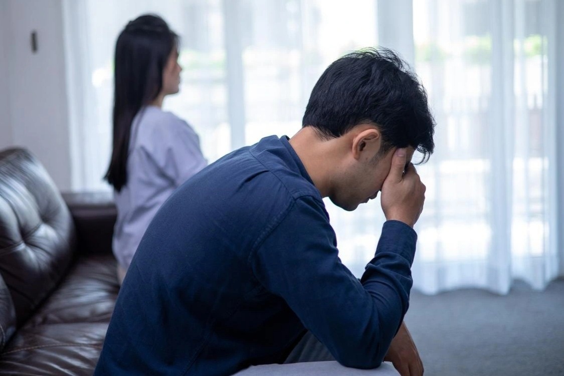 Tôi sai lầm khi vội cưới người phụ nữ vừa ly hôn chồng 3 tháng
