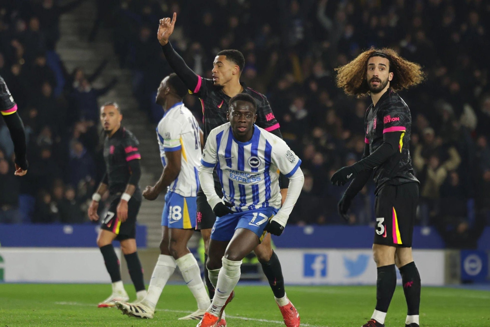 Chelsea bị Brighton đè bẹp tại sân vận động Amex