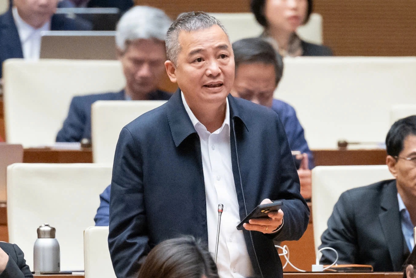 "Mạnh dạn đầu tư, chấp nhận thất bại trong nghiên cứu khoa học"