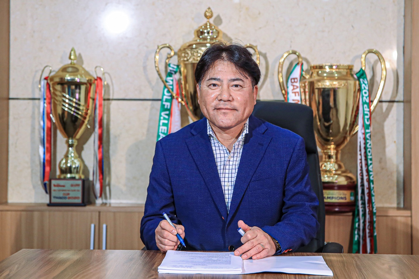 Cựu HLV U23 Nhật Bản tuyên bố mạnh mẽ trong ngày ra mắt Hà Nội FC