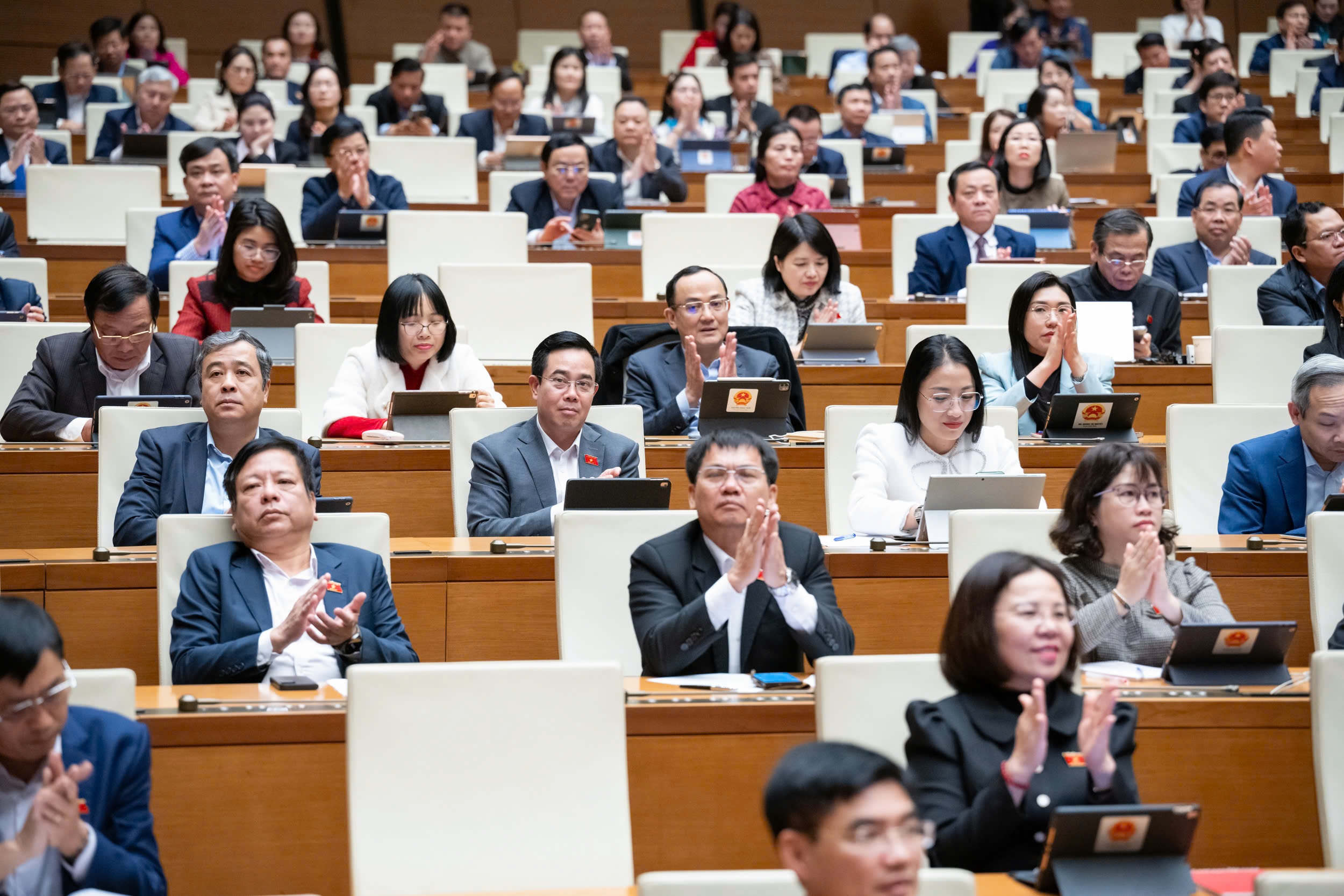 Thủ tướng được trao thêm quyền "quyết định áp dụng các biện pháp khác luật"