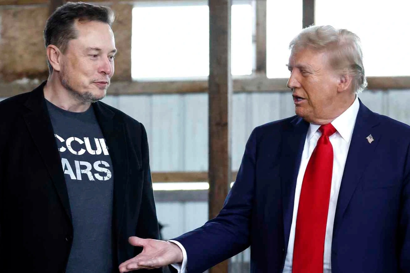 Tổng thống Trump và tỷ phú Musk được ví như "hai anh em"