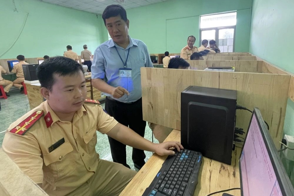 Sở GTVT hỗ trợ CSGT tập huấn sát hạch lái xe
