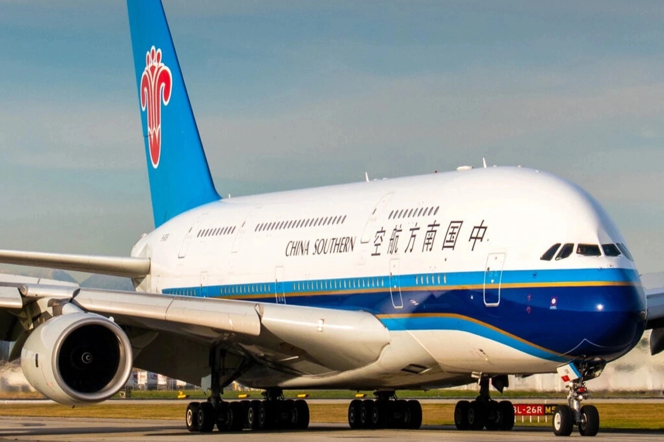 Con mất liên lạc khi quá cảnh tại Trung Quốc, gia đình ở Huế kêu cứu