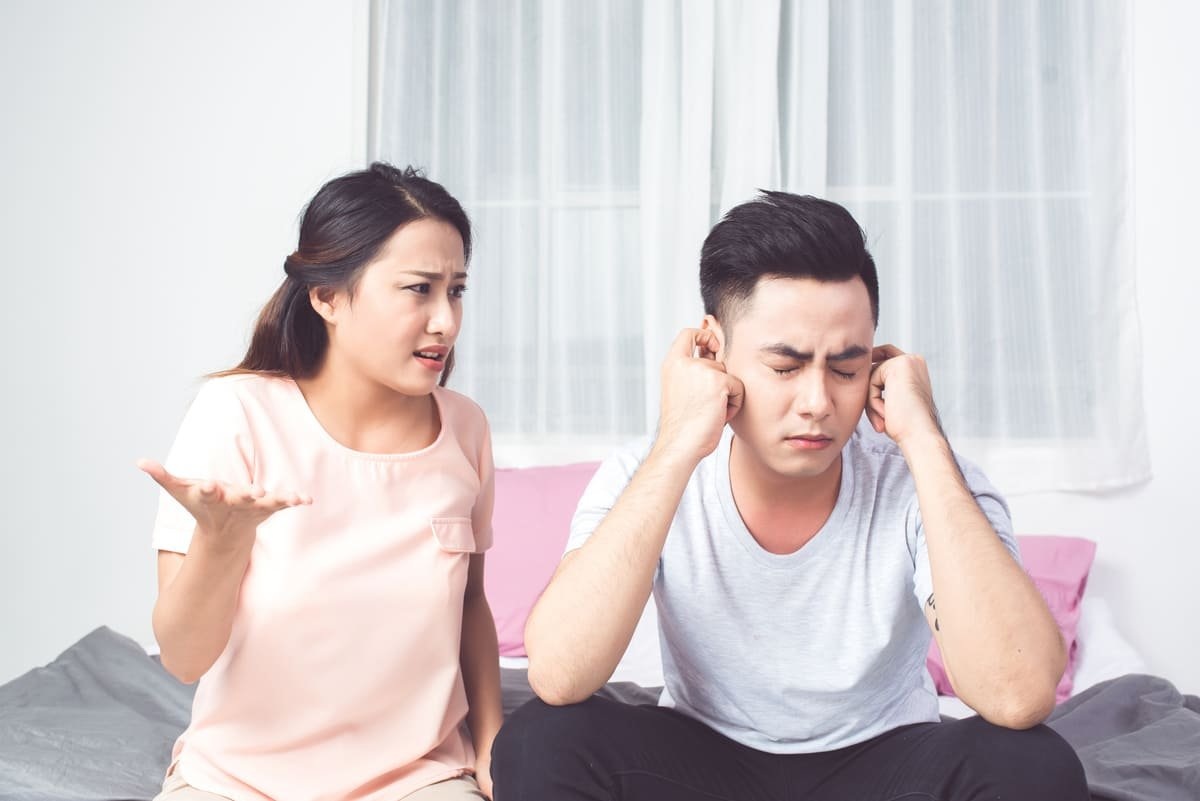 Hơn 20 năm qua, vợ biết tôi không yêu nhưng vẫn không chấp nhận ly hôn