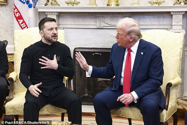 Ông Zelensky mất bình tĩnh, tranh cãi tay đôi khiến ông Trump nổi giận?