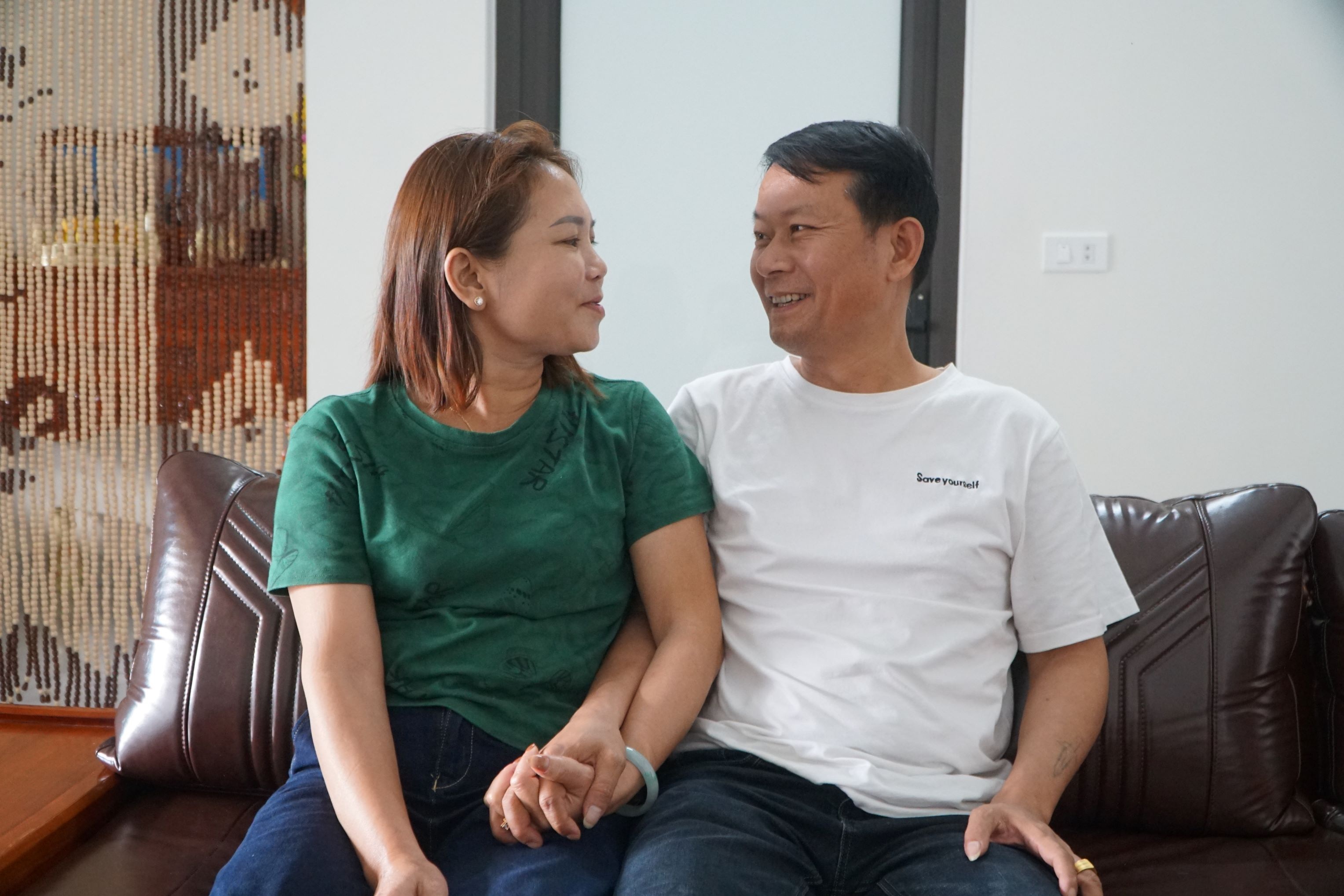 Câu chuyện tình muộn của người phụ nữ bị lừa bán sang Trung Quốc