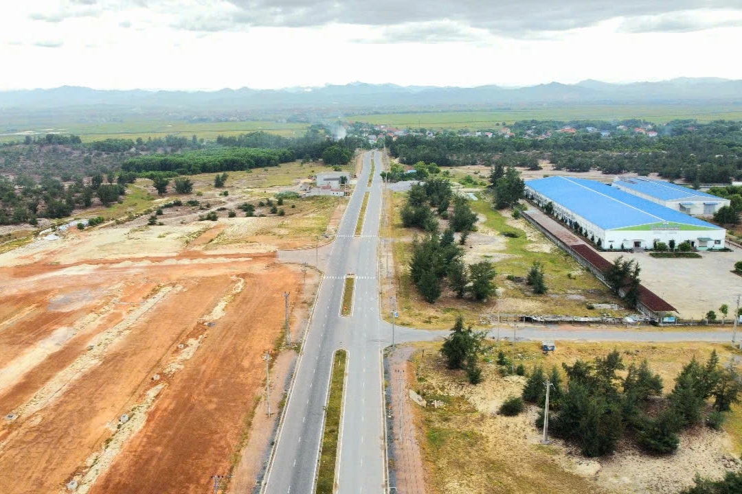 Quảng Bình chuyển đổi mục đích sử dụng hơn 255ha rừng làm khu công nghiệp