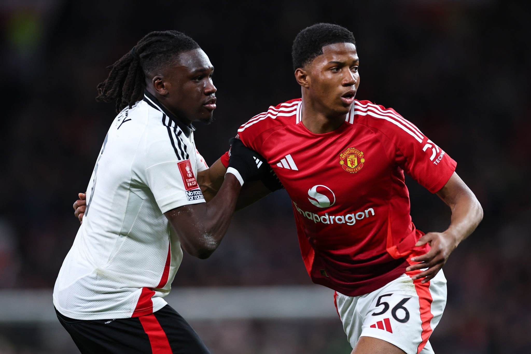 Đương kim vô địch Man Utd bị loại khỏi FA Cup