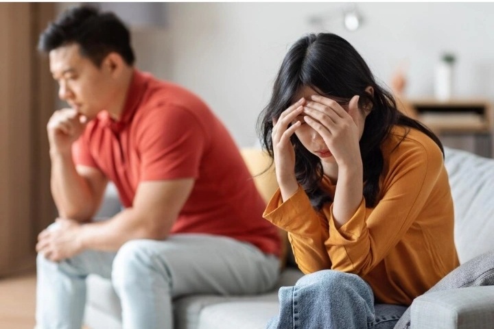 Cho chồng đứng tên nhiều tài sản, tôi ngã ngửa khi vẫn bị phản bội