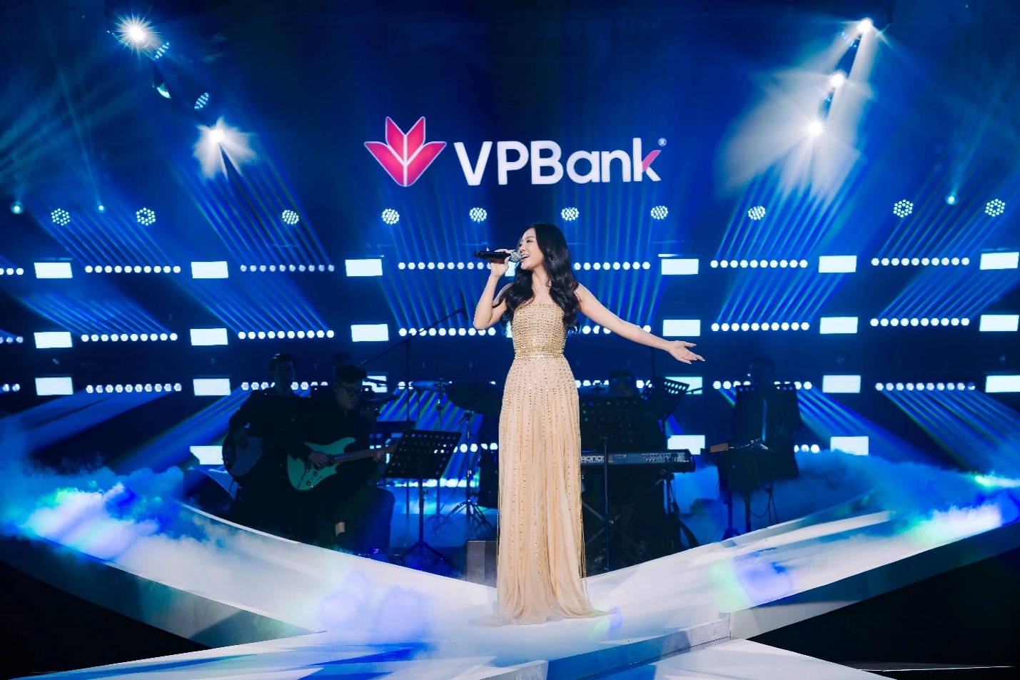 "Thịnh vượng trường tồn" - sự kiện dành cho khách hàng ưu tiên của VPBank