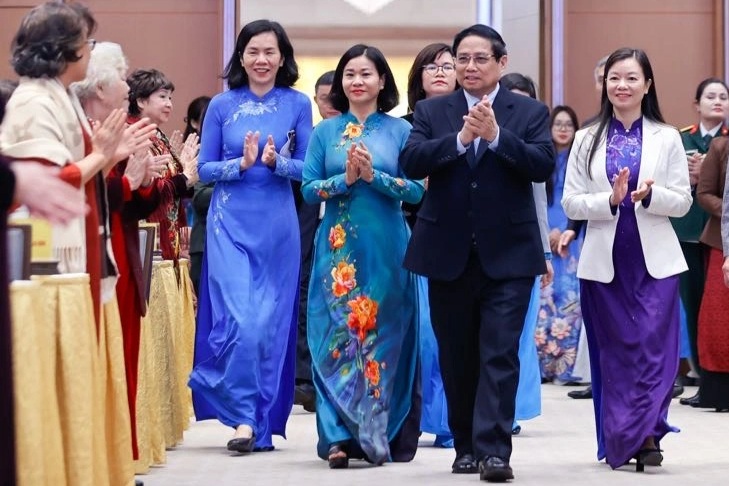 Tỷ lệ nữ lãnh đạo chủ chốt trong các cơ quan thuộc Chính phủ tăng cao