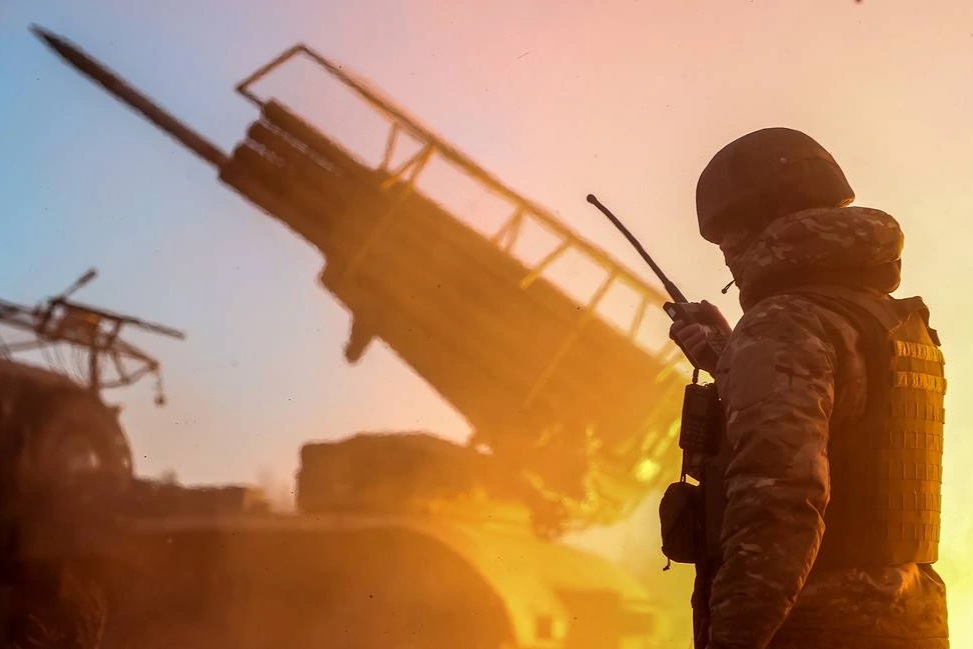 Quân Ukraine rút chạy hỗn loạn ở Kursk, Nga ra tối hậu thư