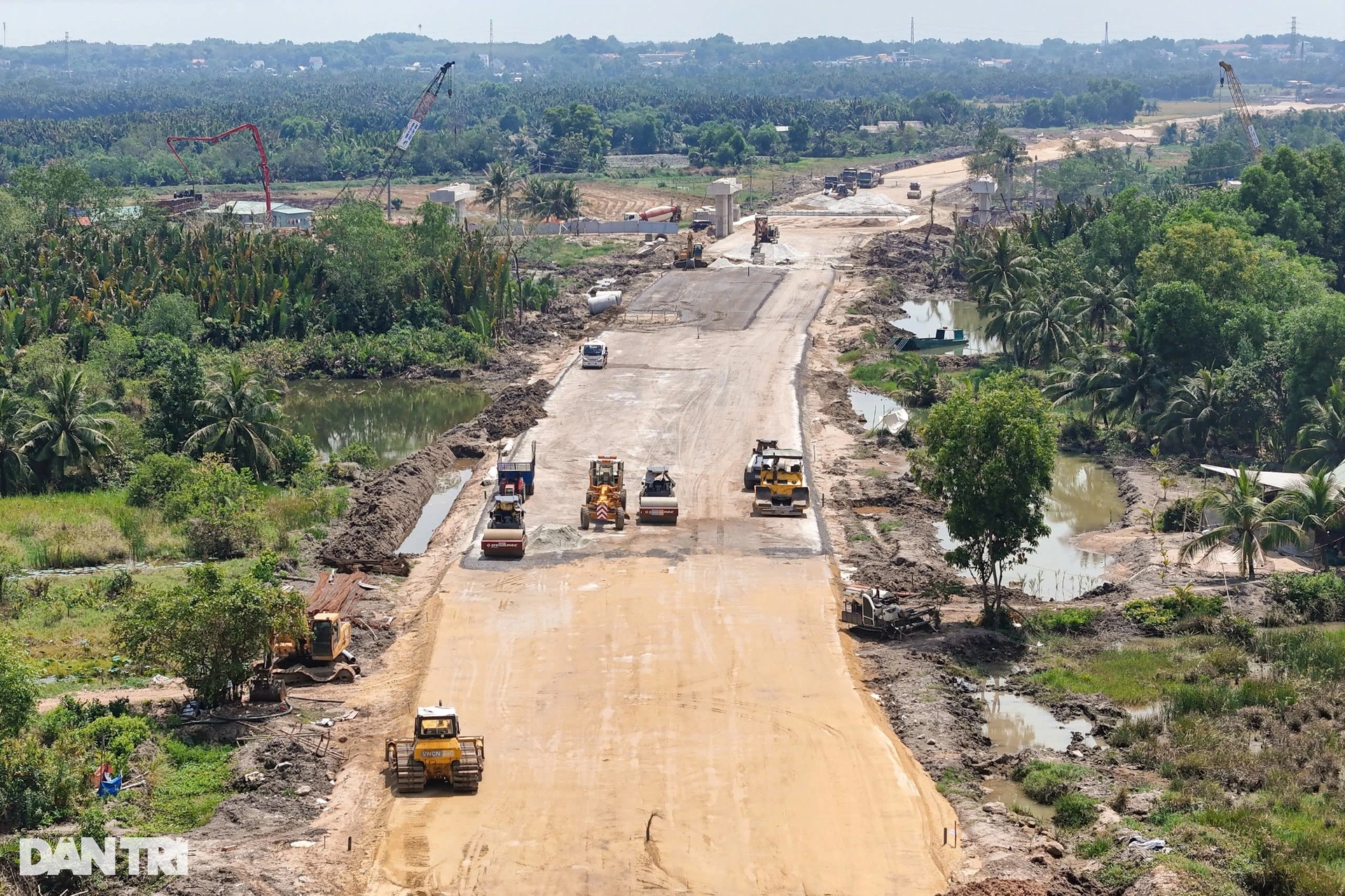 Phó Thủ tướng: Vành đai 3 TPHCM khó ở đâu giải quyết ở đó, không chậm trễ