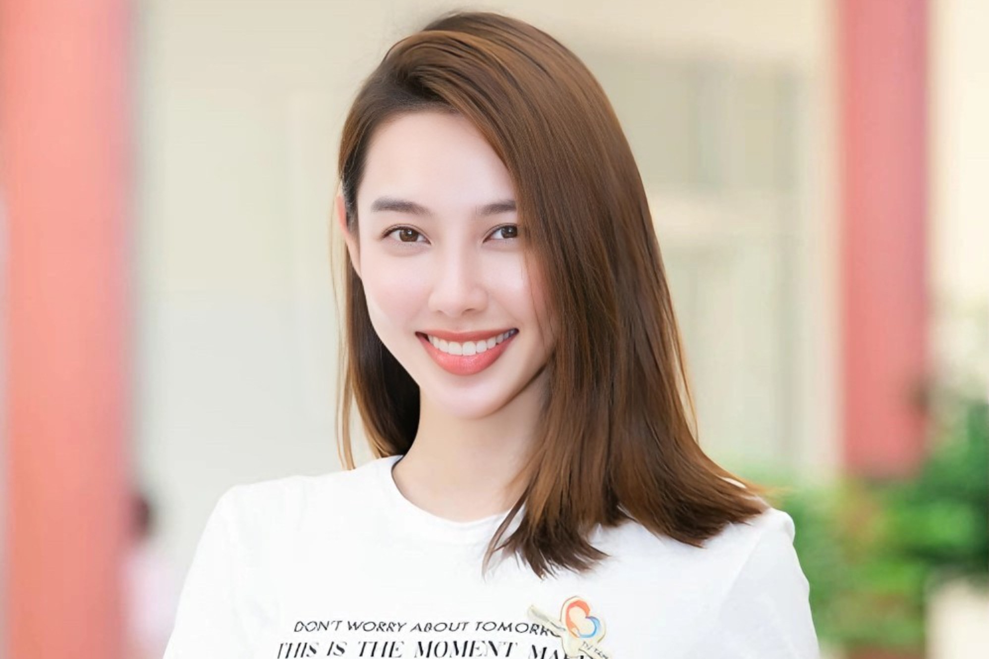 Hoa hậu Thùy Tiên "không nhận thù lao quảng cáo kẹo rau"