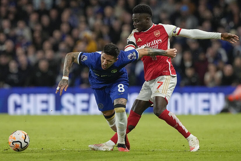 Liverpool đá chung kết League Cup, Arsenal đấu Chelsea, Man Utd tìm 3 điểm