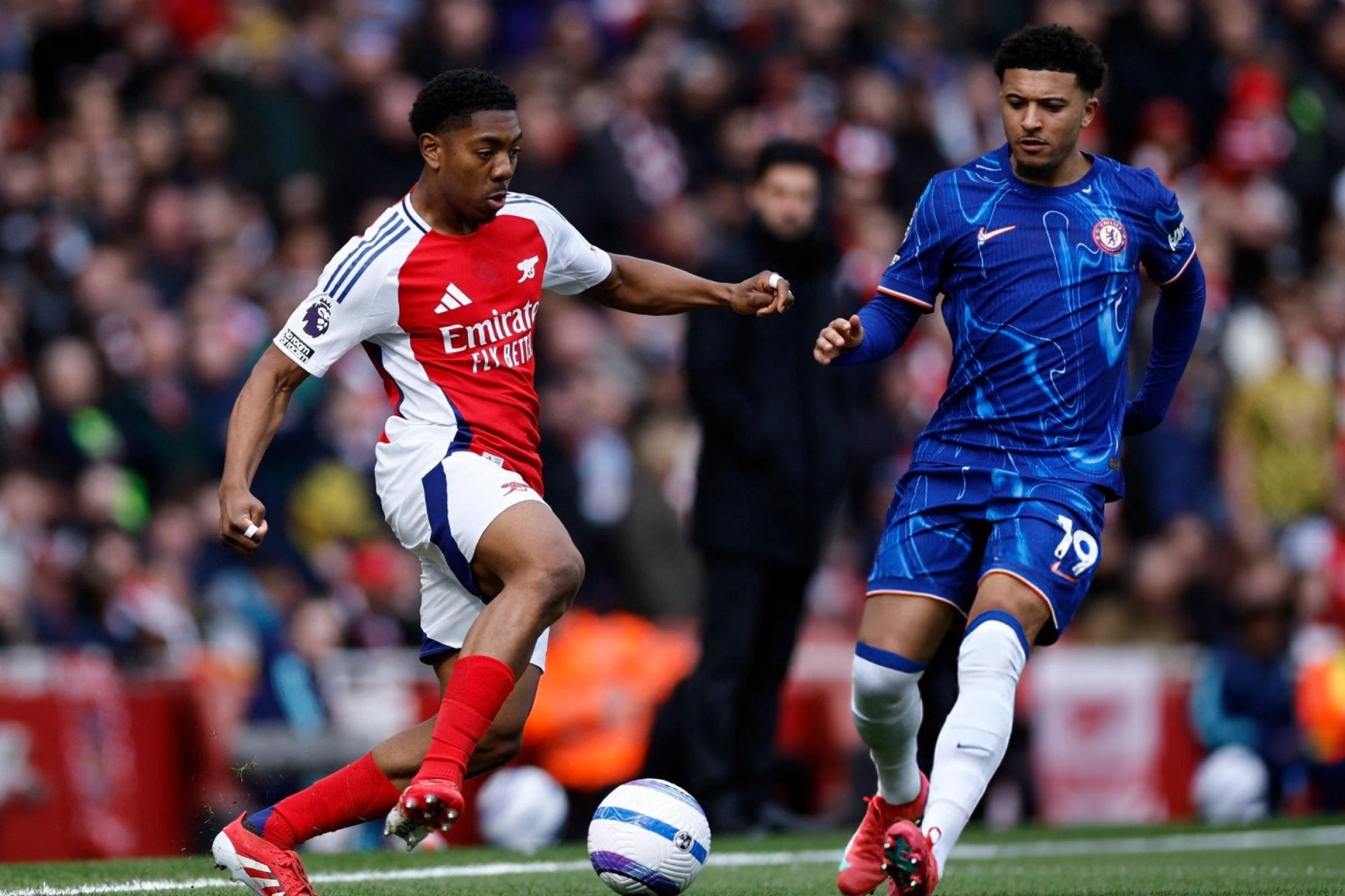 Arsenal 1-0 Chelsea (hết hiệp 1): Thế trận một chiều