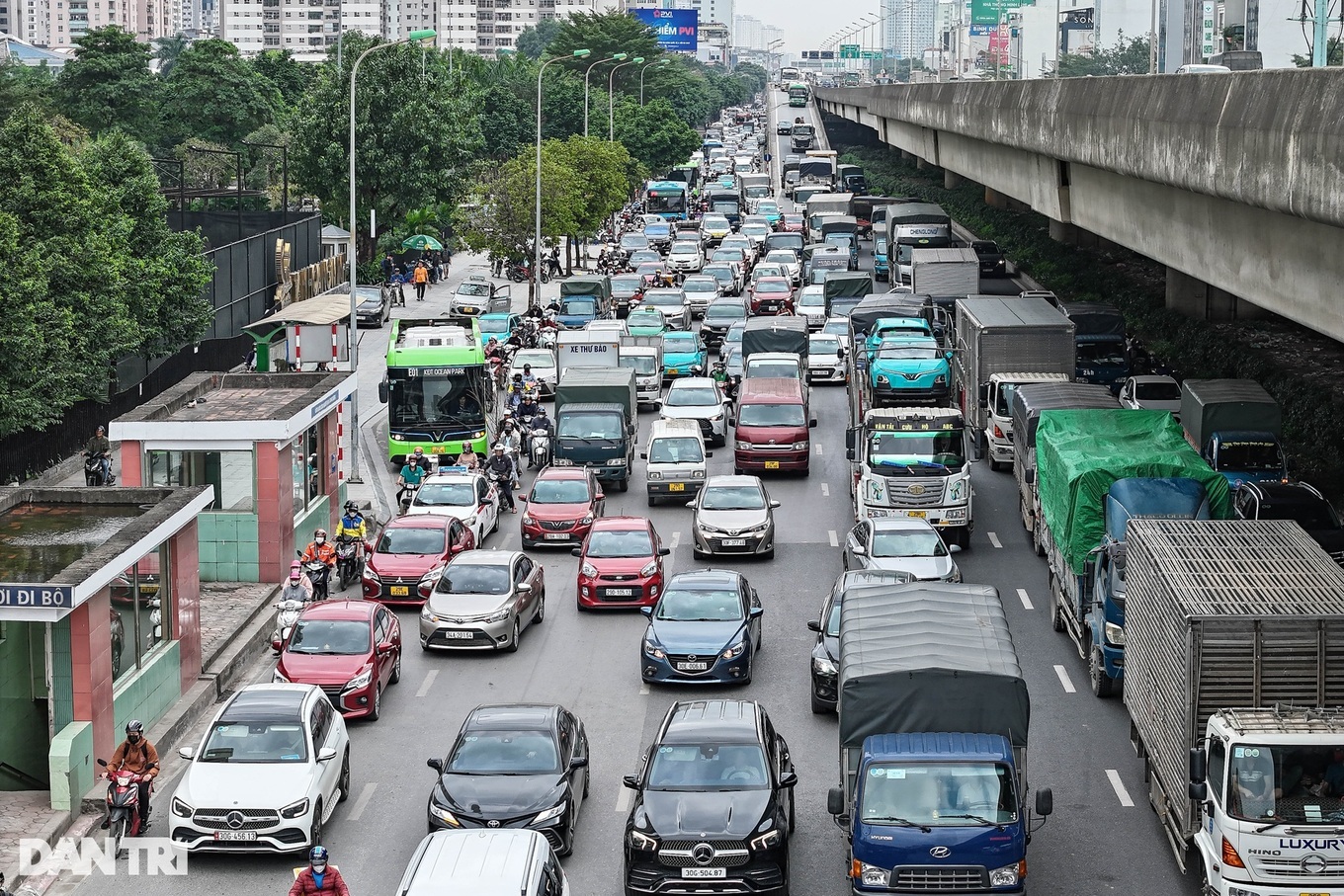 Nghiên cứu xây dựng làn, tuyến đường riêng cho từng loại phương tiện