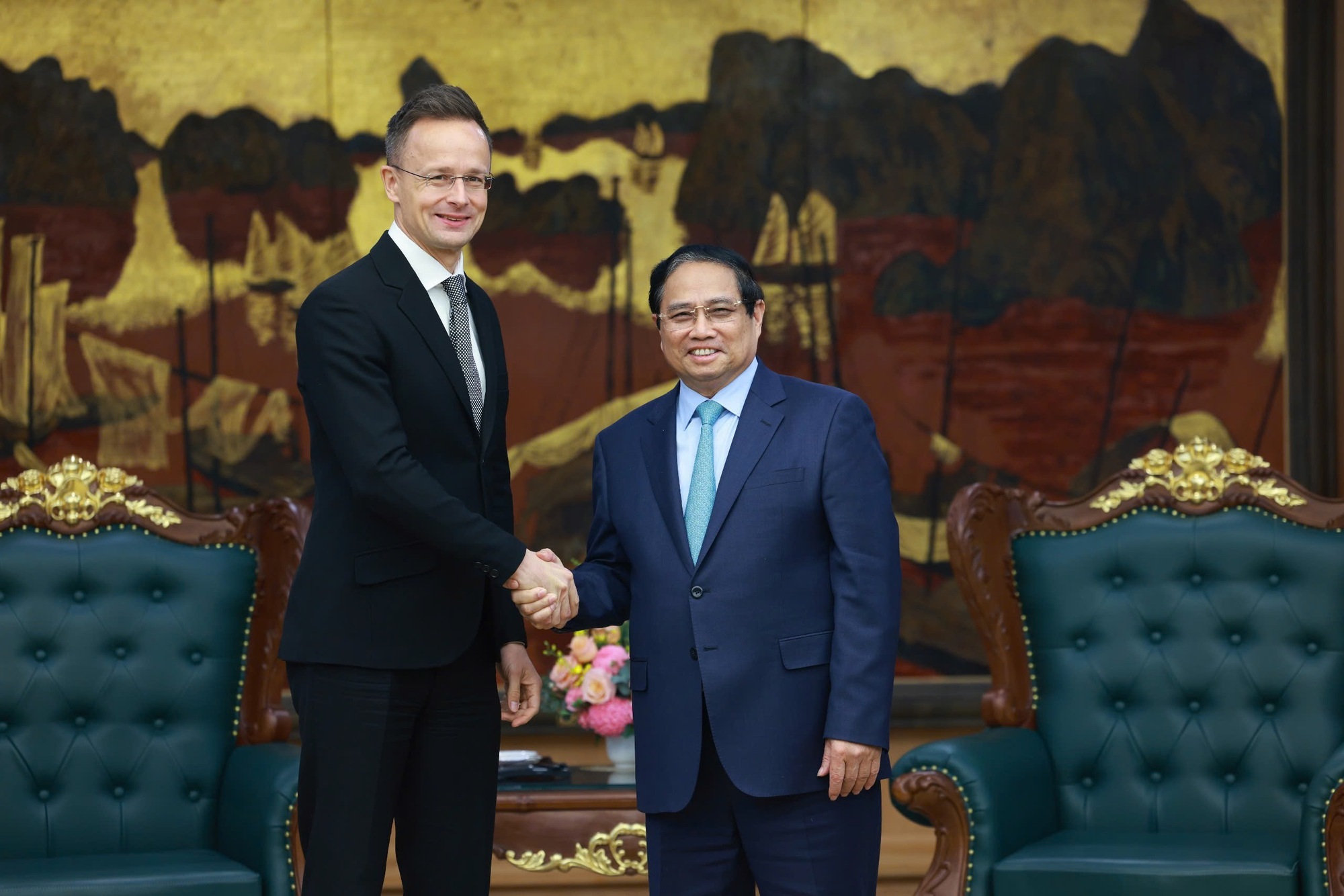 Hungary giúp Việt Nam đào tạo chuyên gia vận hành điện hạt nhân