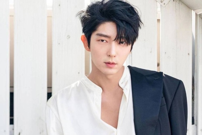 "Mỹ nam không tuổi" Lee Jun Ki phản hồi thông tin trốn thuế
