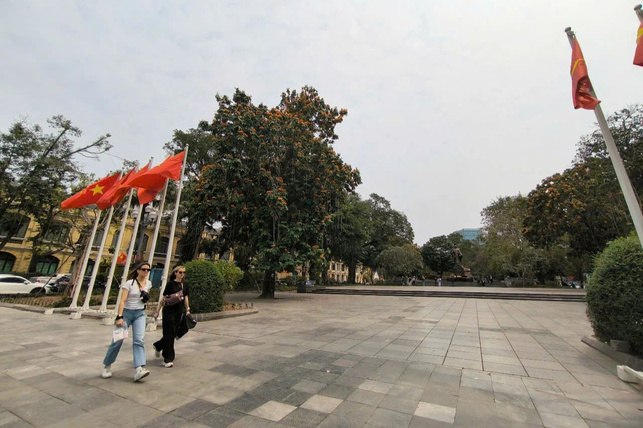 Bao giờ Hà Nội lắp đặt Km0 sát hồ Gươm?