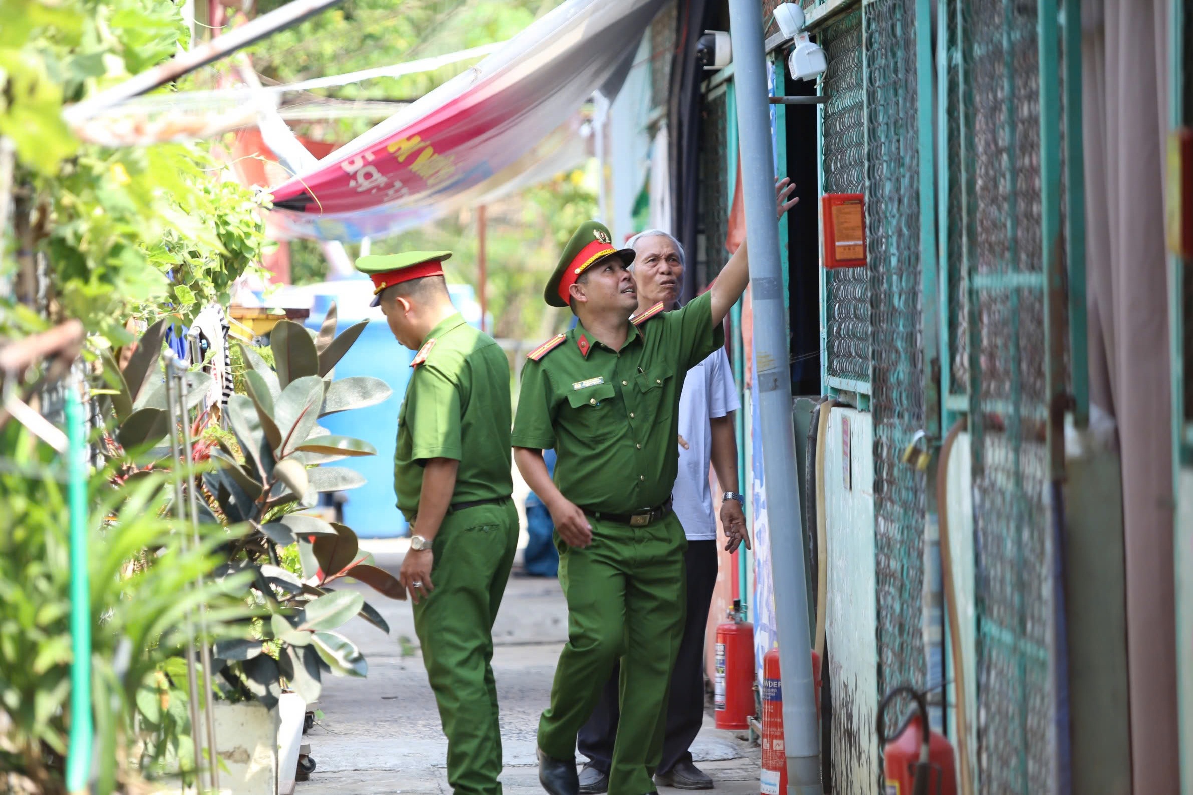Chủ trọ ở TPHCM "nín thở" chờ công an kiểm tra an toàn PCCC