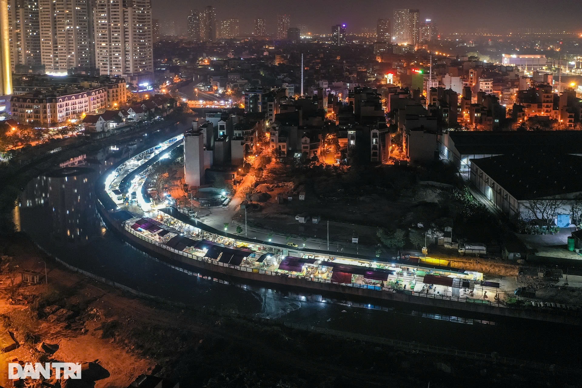 Chợ La Khê trái phép ở Hà Nội: "Chốt" thời gian xử lý dứt điểm