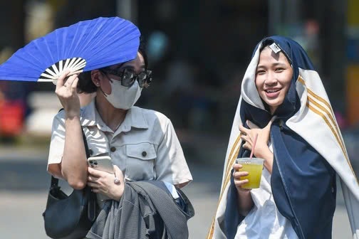 Bắc Bộ và Nam Bộ nắng nóng