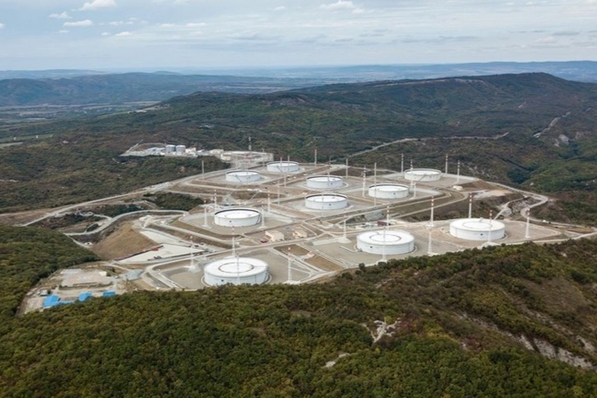 Ukraine liên tiếp phóng hỏa lực, tấn công mục tiêu trong lãnh thổ Nga