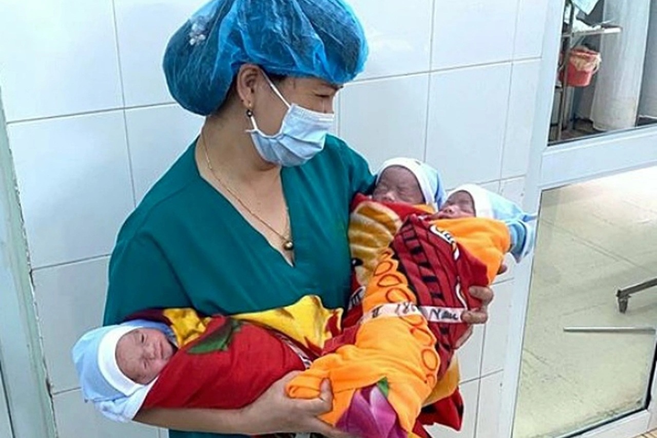 Sửa Pháp lệnh Dân số, mỗi cặp vợ chồng quyết định về số con