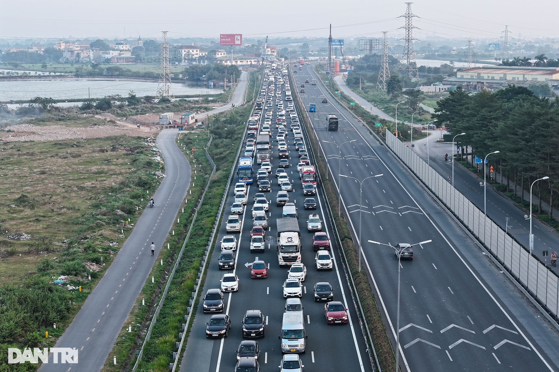 Hà Nội đầu tư 300 tỷ đồng làm 1km đường, giảm ùn tắc cho Pháp Vân - Cầu Giẽ