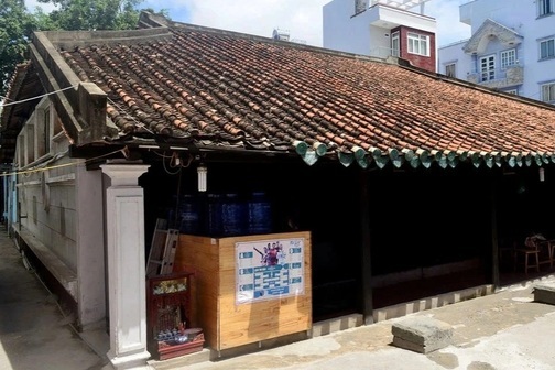 Tháo dỡ phần vi phạm xây dựng trong di tích Vương Hồng Sển