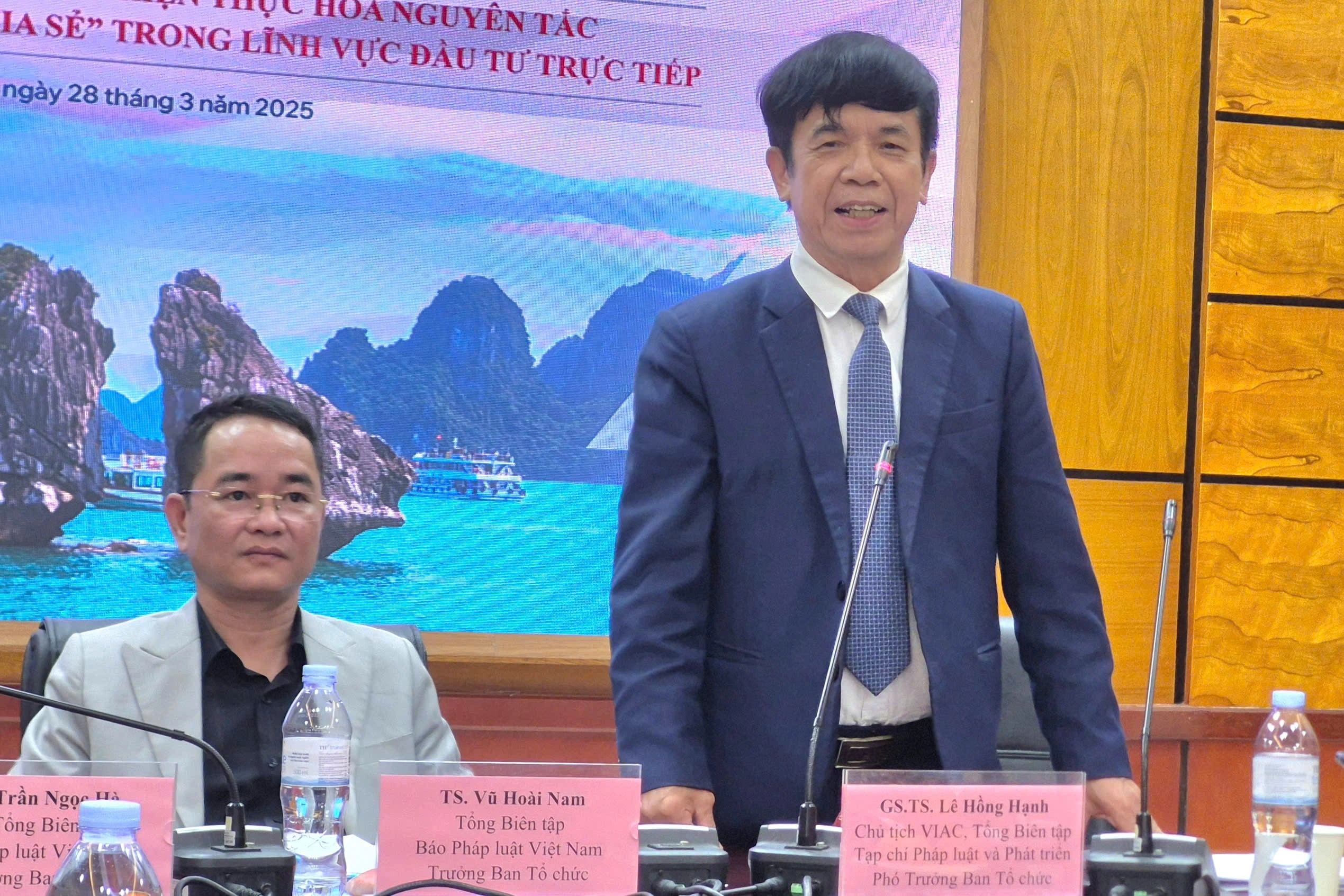 "Quyết định hành chính cách đây 30 năm rồi, bây giờ UBND TP lôi ra hủy"