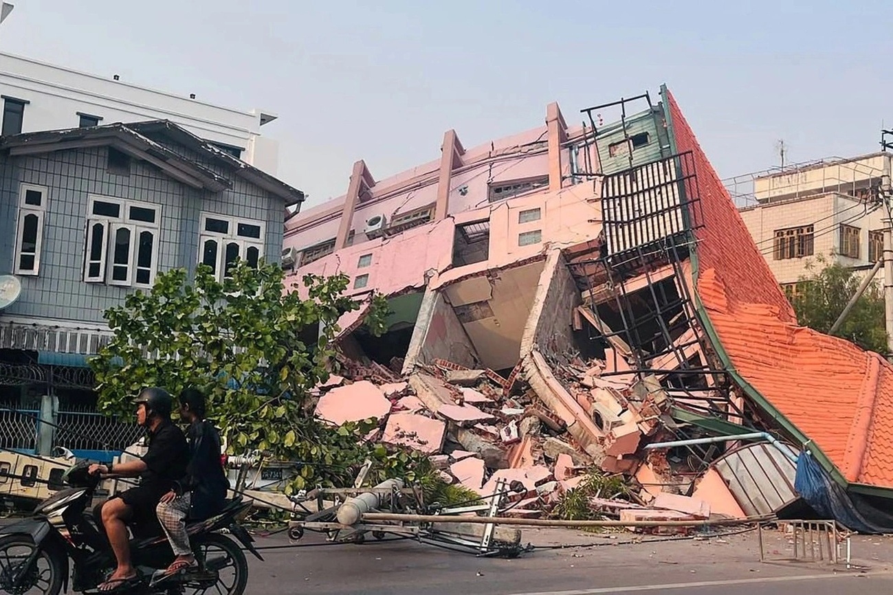 79 quân nhân Việt Nam sang Myanmar hỗ trợ khắc phục hậu quả động đất