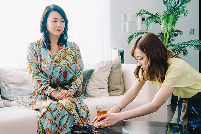 Tôi về quê nghỉ lễ một ngày, mẹ chồng đã bắt lên gấp với lý do khó đỡ