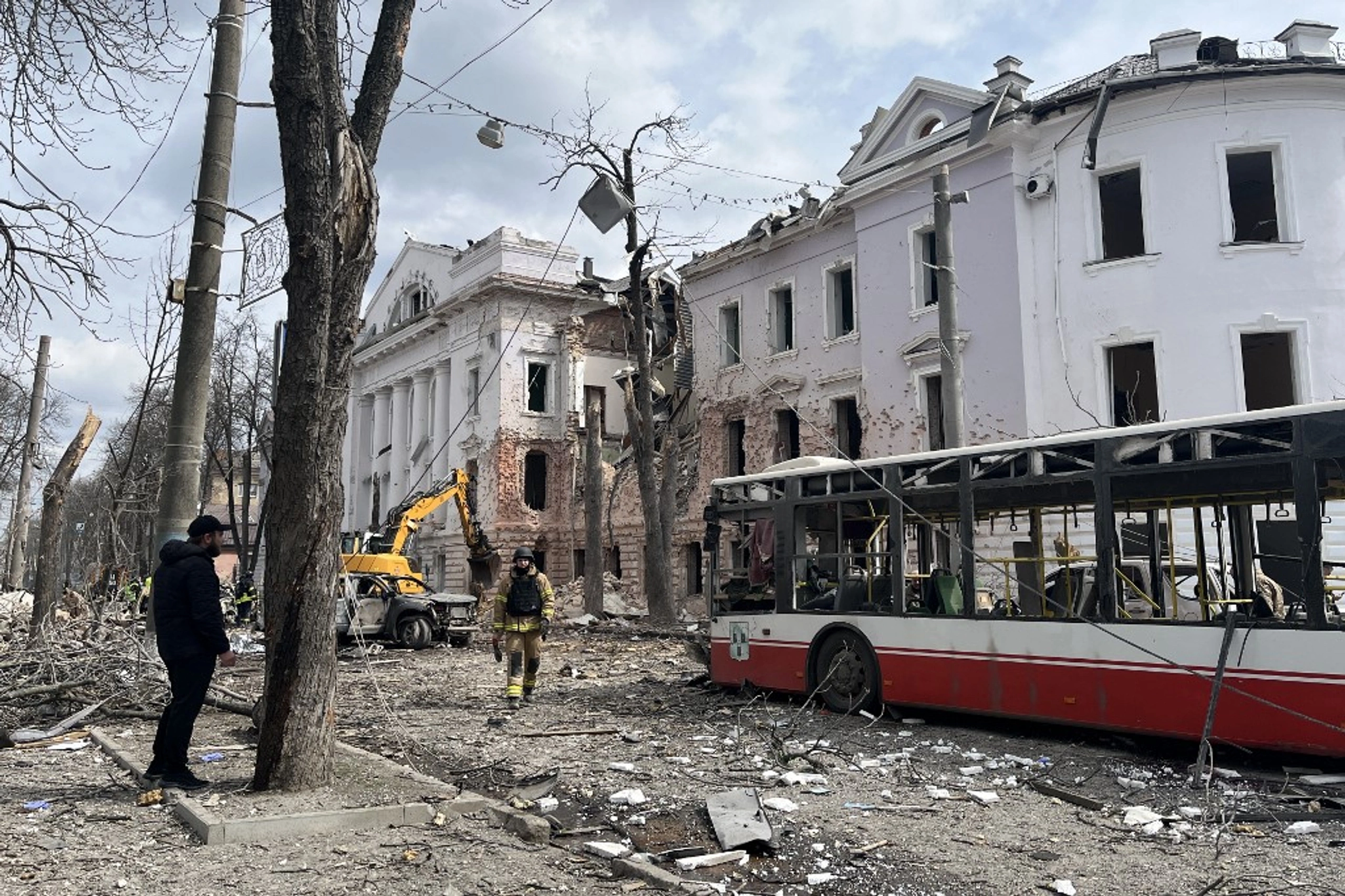 Nga tập kích tên lửa Sumy khi Ukraine tập trung binh sĩ để trao thưởng