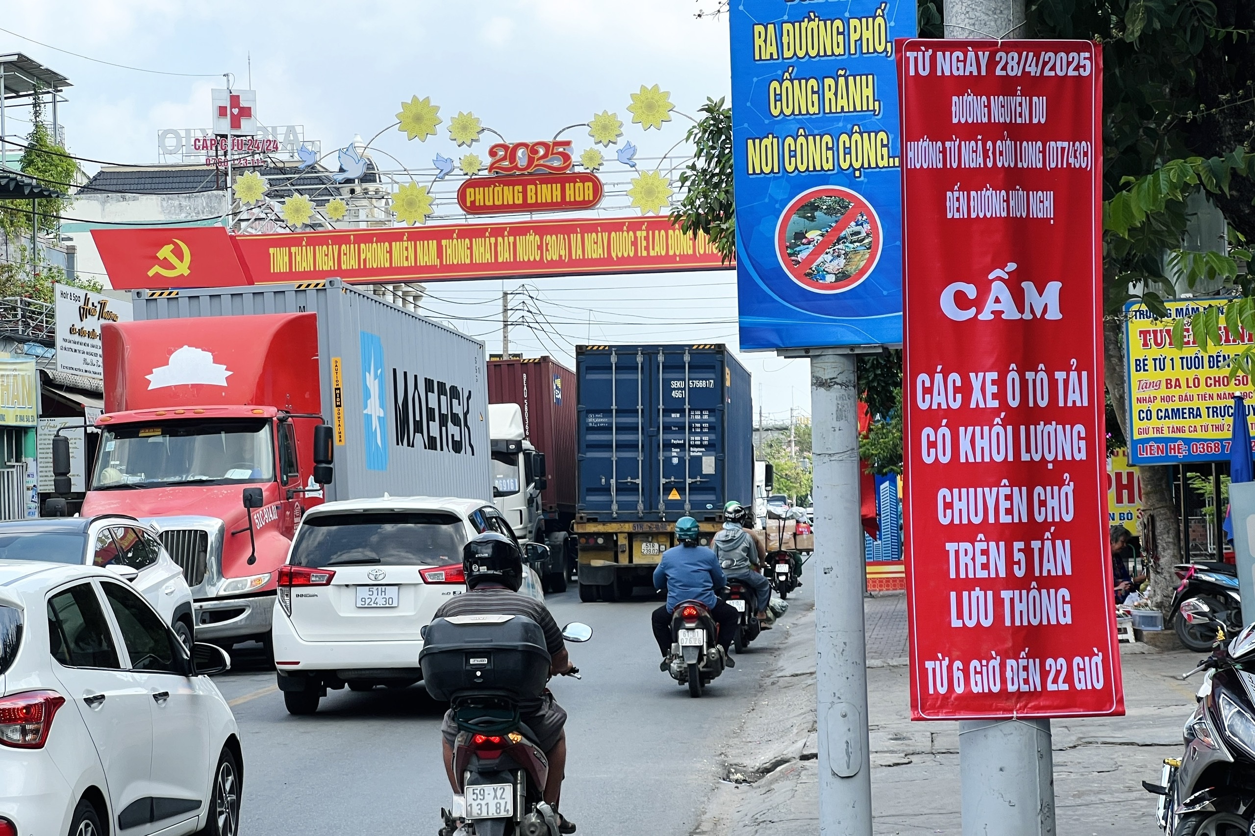 Chính thức cấm xe trên hai tuyến đường mà Dân trí phản ánh ở Bình Dương