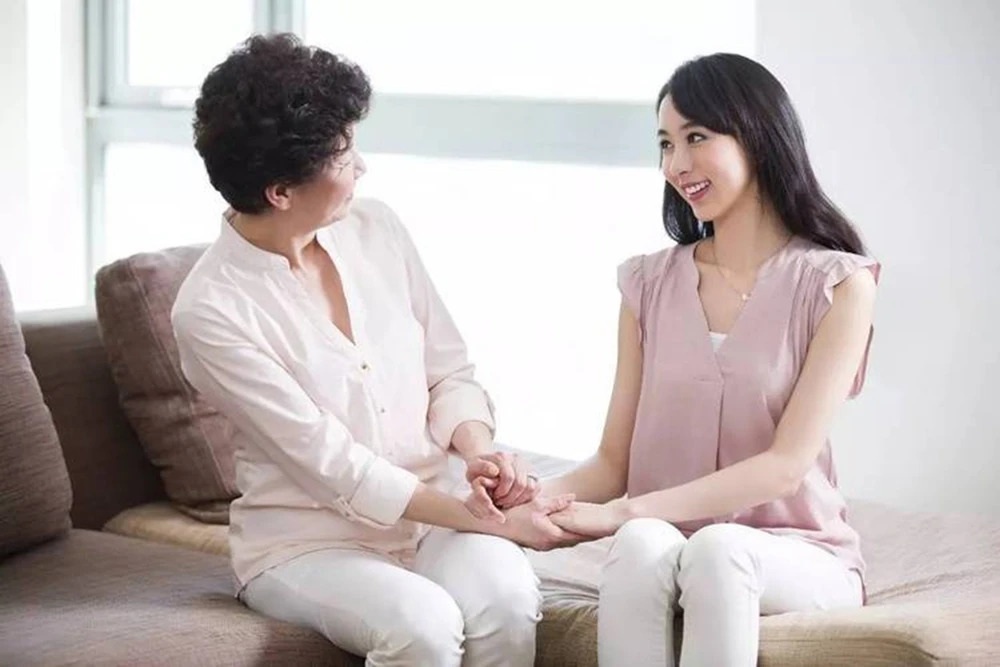 Cuộc điện thoại của tôi khiến con dâu xấu hổ, không dám bỏ giỗ nhà chồng